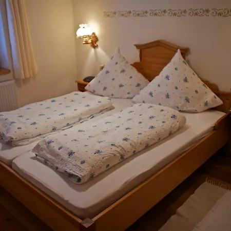 Dandl-hof Inkl. Chiemgaukarte Farm stay